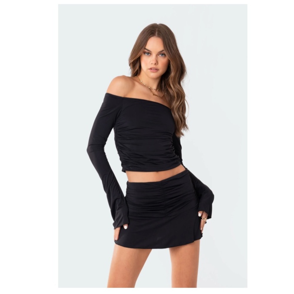 Black edikted set
